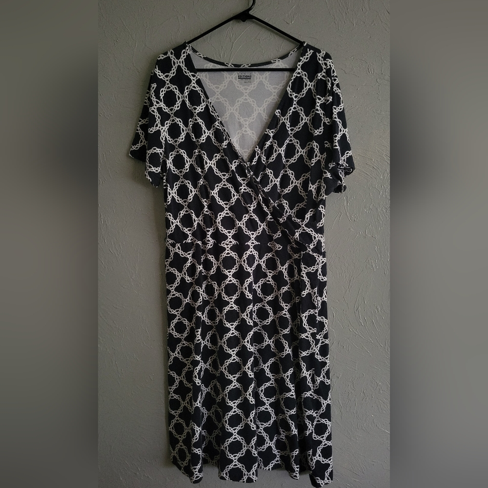 Black Criss-Cross Dress with White detail